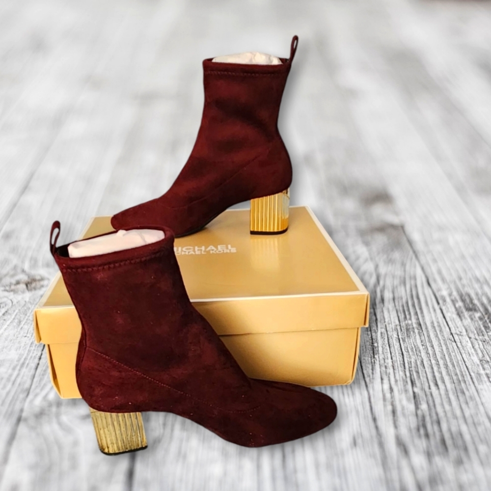 NWOT MICHAEL Michael Kors Women's Porter Faux Suede Ankle Boots, Size 6.5 Women